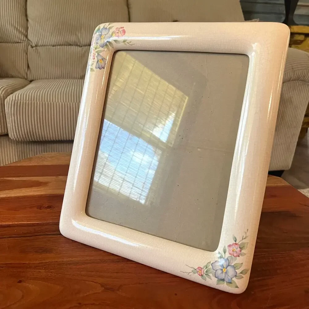 Vintage sweet ceramic